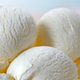 Imagen para el artículo titulado Tu helado de vainilla probablemente está aromatizado con pasta de papel